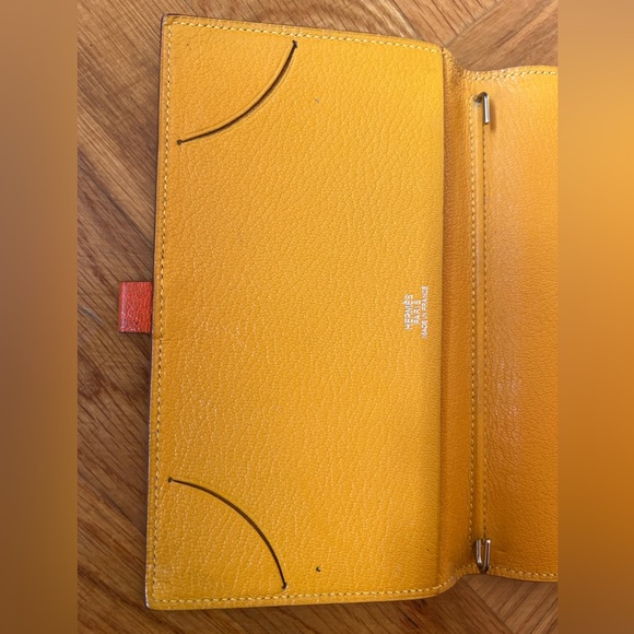 Hermes Orange Leather Yellow Interior Agenda Note Cover - Picture 6 of 13